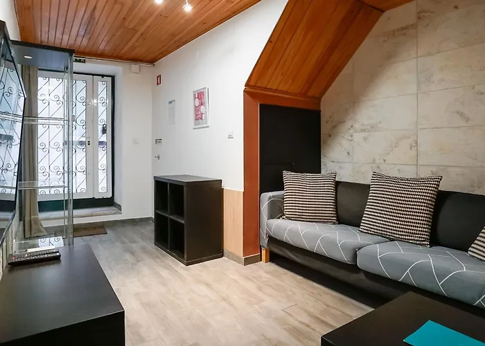 Cosmopolitan Chiado By Lovelystay